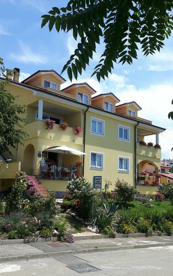 Apartments Topalovic Kostrena Luaran gambar